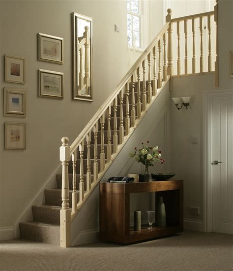 stair newel 4